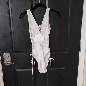 Chic White Lace-Up One Piece Swimsuit